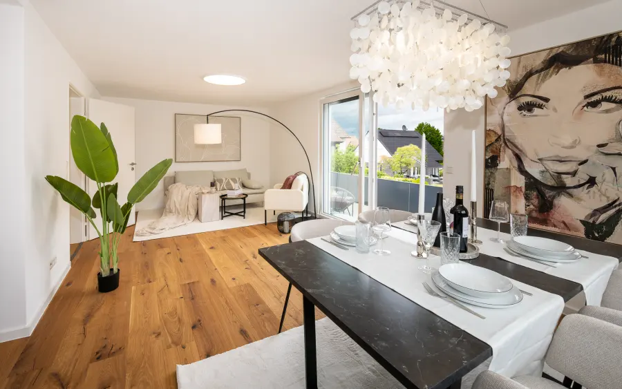 Offener Wohn- und Essbereich der kernsanierten Wohnung in Lauffen am Neckar